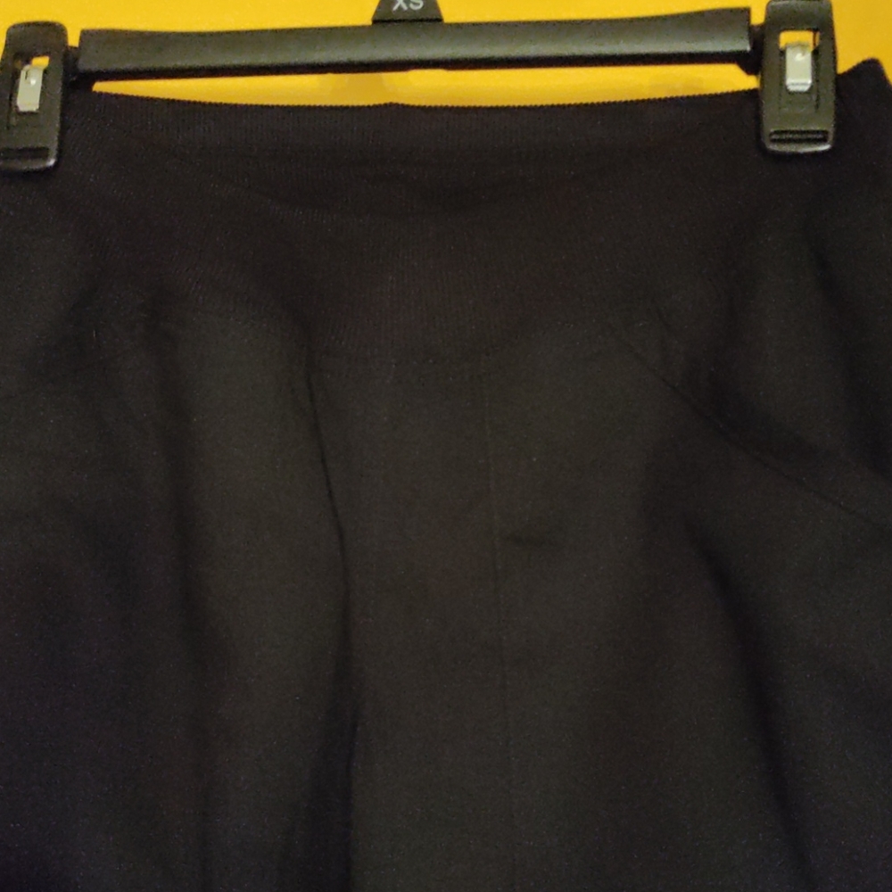 Scrubs Cargo - Picture 3 of 7